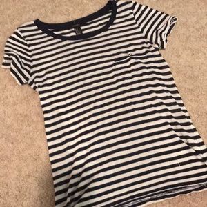 Forever 21 Blue and White Stripped Tee
